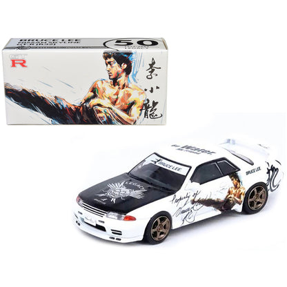 Nissan Skyline GT-R (R32) RHD (Right Hand Drive) White with Black Hood "Bruce Lee Legacy 50 Year Anniversary" 1/64 Diecast Model Car by Inno Models