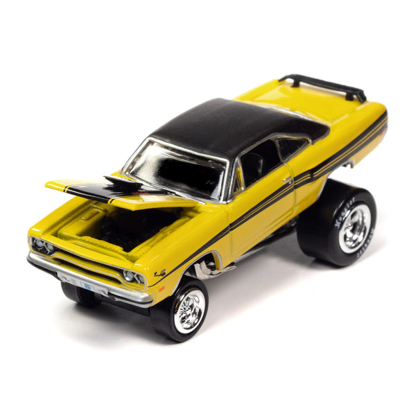 1970 Plymouth Road Runner Yellow with Black Gator Top and Black Stripes and 1969 Dodge Charger R/T HEMI Orange with Black Top and Tail Stripe "Zingers!" Set of 2 Cars "2-Packs" 2023 Release 1 1/64 Diecast Model Cars by Johnny Lightning