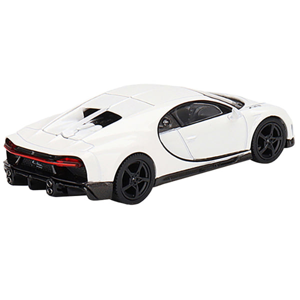 Bugatti Chiron Super Sport White Limited Edition to 4800 pieces Worldwide 1/64 Diecast Model Car by True Scale Miniatures